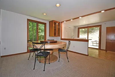 986 Segar Rd, Pittsburgh, PA 15243 - Photo 10