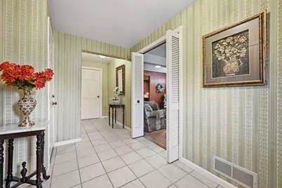 225 Princeton Drive, Center Township, PA 15001 - Photo 4