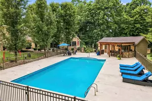 1144 Brookview Ct, Hermitage, PA 16148 - Photo 2