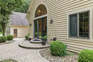 1144 Brookview Ct, Hermitage, PA 16148 - Photo 34