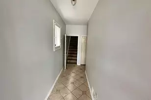 107 Dilworth St, Pittsburgh, PA 15211 - Photo 2