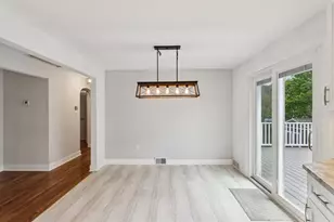 902 Marjorie Dr, Pittsburgh, PA 15223 - Photo 18