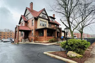 314 E Lincoln Ave, New Castle, PA 16105 - Photo 2