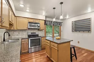 455 Monmouth Dr, Cranberry Township, PA 16066 - Photo 14