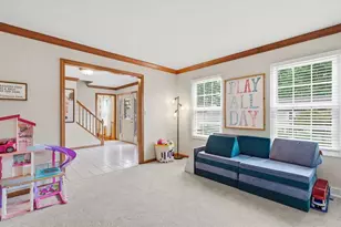 455 Monmouth Dr, Cranberry Township, PA 16066 - Photo 6