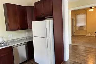 660 E Maiden St, Washington, PA 15301 - Photo 2