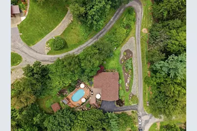 125 Stitt Ave, Allegheny Township, PA 15656 - Photo 2