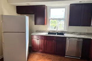 660 E Maiden St, Washington, PA 15301 - Photo 24