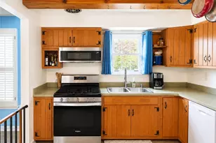 5020 Clifton Dr, Aliquippa, PA 15001 - Photo 6