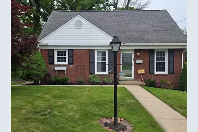 5020 Clifton Drive, Aliquippa, PA 15001 - Photo 2