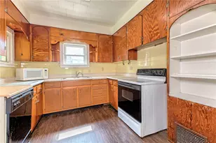 544 Penn High Park Rd, Jeannette, PA 15644 - Photo 8