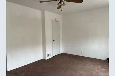 110 Orchard St, Stowe Township, PA 15136 - Photo 14