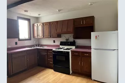 110 Orchard St, Stowe Township, PA 15136 - Photo 8