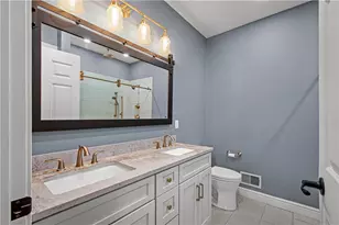 807 Cherry Hill Dr, Collier Township, PA 15142 - Photo 24