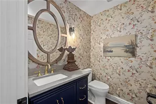 807 Cherry Hill Dr, Collier Township, PA 15142 - Photo 20