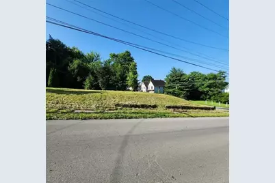 702 Court St, New Castle, PA 16101 - Photo 2
