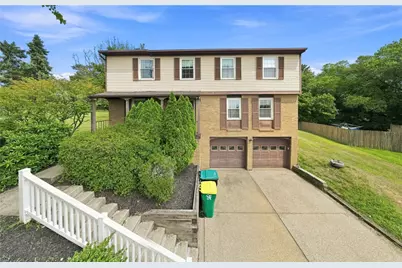 24 Sherman Cir, South Fayette, PA 15057 - Photo 2