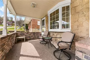 203 George St, Jeannette, PA 15644 - Photo 2