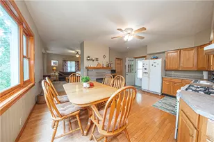 25 Sylvia Ave, Ross Twp, PA 15214 - Photo 8