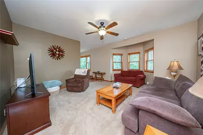 25 Sylvia Ave, Ross Twp, PA 15214 - Photo 2