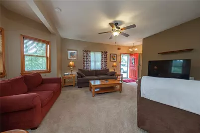 25 Sylvia Ave, Ross Twp, PA 15214 - Photo 6