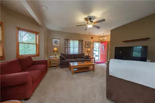 25 Sylvia Ave, Ross Twp, PA 15214 - Photo 6