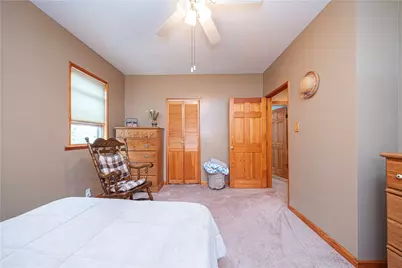 25 Sylvia Ave, Ross Twp, PA 15214 - Photo 18