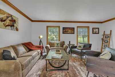 126 Firethorn Rd, Baden, PA 15005 - Photo 8