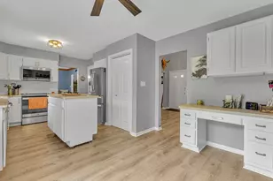 126 Firethorn Rd, Baden, PA 15005 - Photo 18