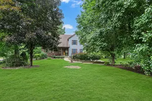 126 Firethorn Rd, Baden, PA 15005 - Photo 4
