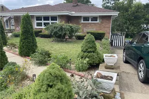 1020 Towervue Dr, Pittsburgh, PA 15227 - Photo 2