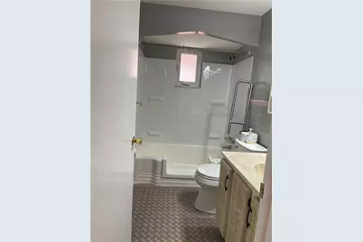 1020 Towervue Drive, Pittsburgh, PA 15227 - Photo 8