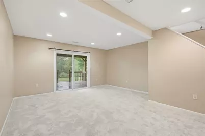 225 Woodhaven Dr, Seven Fields Boro, PA 16046 - Photo 30