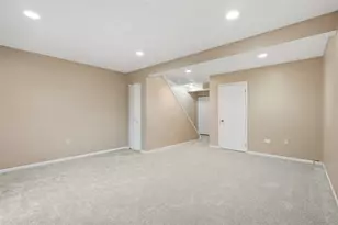 225 Woodhaven Dr, Seven Fields Boro, PA 16046 - Photo 32