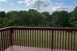 225 Woodhaven Dr, Seven Fields Boro, PA 16046 - Photo 16