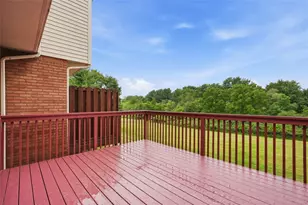 225 Woodhaven Dr, Seven Fields Boro, PA 16046 - Photo 4