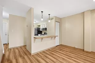 225 Woodhaven Dr, Seven Fields Boro, PA 16046 - Photo 10