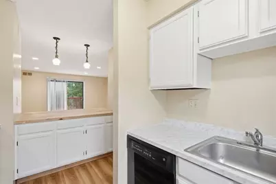 225 Woodhaven Dr, Seven Fields Boro, PA 16046 - Photo 14