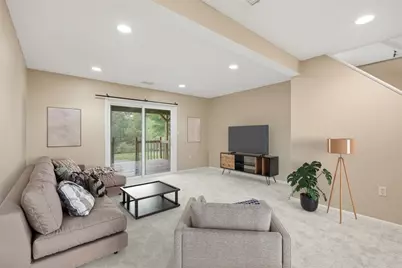225 Woodhaven Dr, Seven Fields Boro, PA 16046 - Photo 30