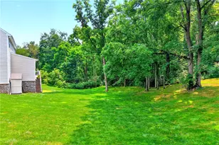 3001 Brookstone Dr, Canonsburg, PA 15317 - Photo 40