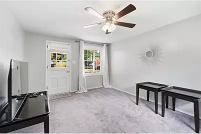 208 Parkedge Rd, Green Tree, PA 15220 - Photo 6