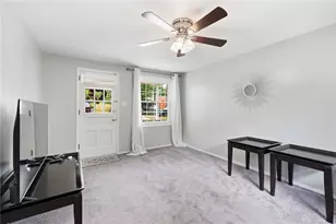 208 Parkedge Rd, Green Tree, PA 15220 - Photo 6