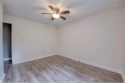 417 Redwood Ct, Ross Twp, PA 15202 - Photo 12