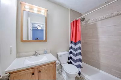 417 Redwood Ct, Ross Twp, PA 15202 - Photo 10
