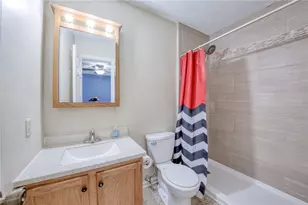 417 Redwood Ct, Ross Twp, PA 15202 - Photo 10