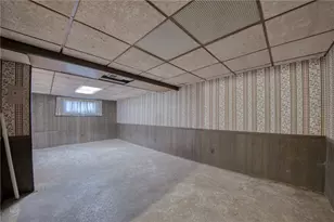 642 Pikeview Dr, Pittsburgh, PA 15239 - Photo 34