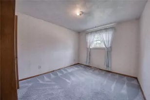 642 Pikeview Dr, Pittsburgh, PA 15239 - Photo 22