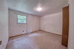 642 Pikeview Dr, Pittsburgh, PA 15239 - Photo 24