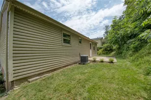 642 Pikeview Dr, Pittsburgh, PA 15239 - Photo 42