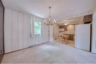 642 Pikeview Dr, Pittsburgh, PA 15239 - Photo 12